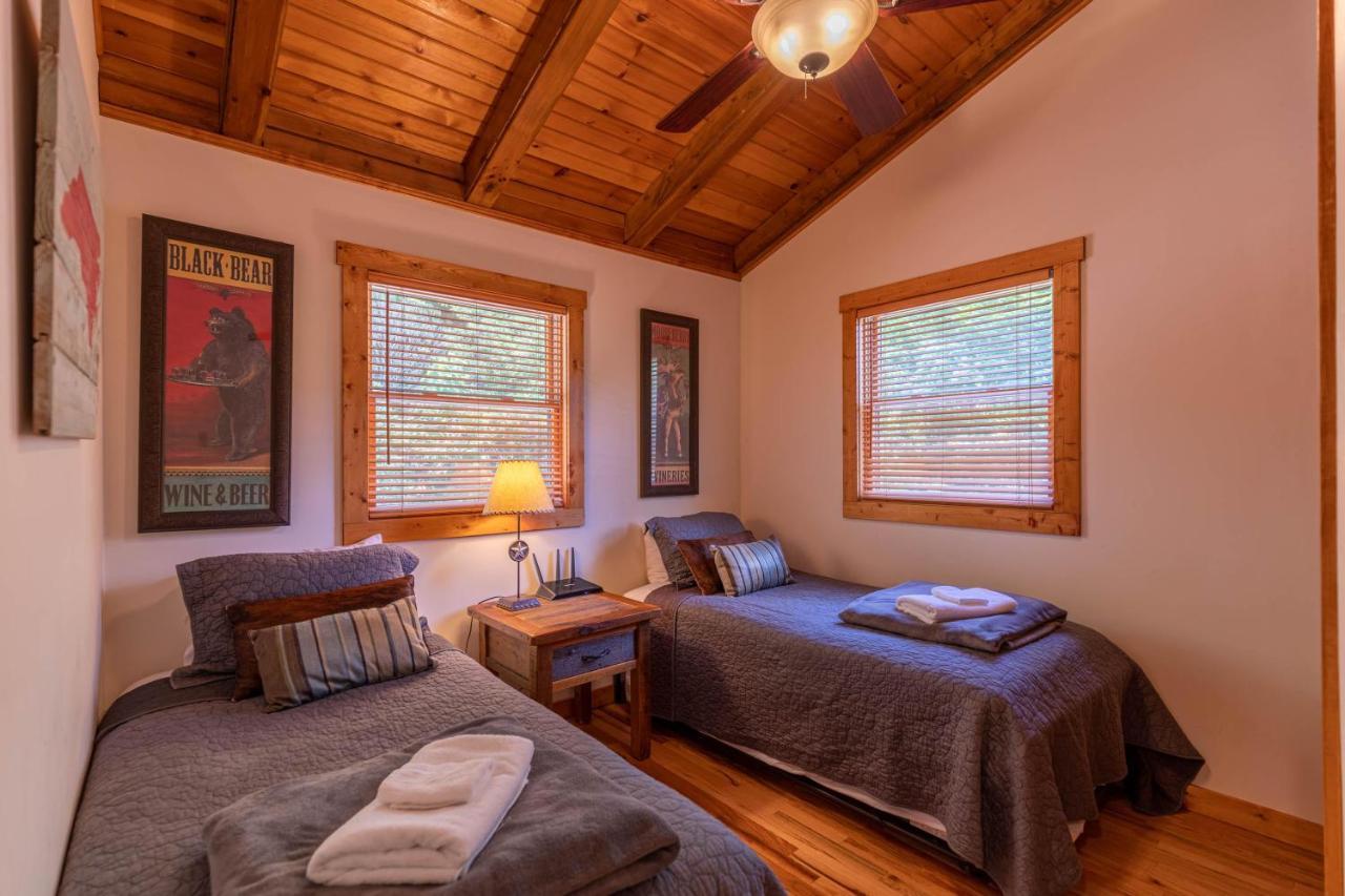 Knotty Pine Villa West Jefferson Kültér fotó