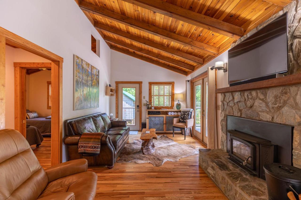 Knotty Pine Villa West Jefferson Kültér fotó