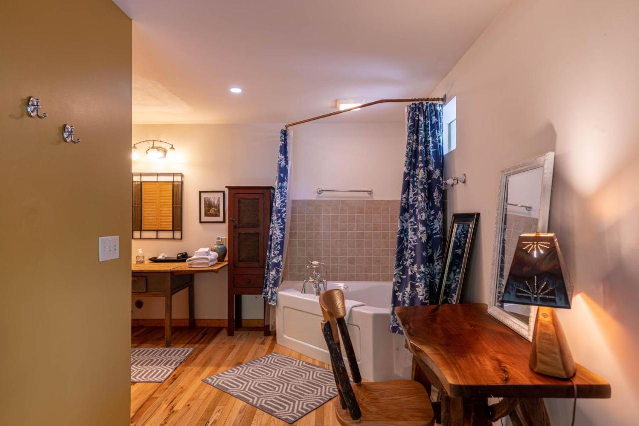 Knotty Pine Villa West Jefferson Kültér fotó