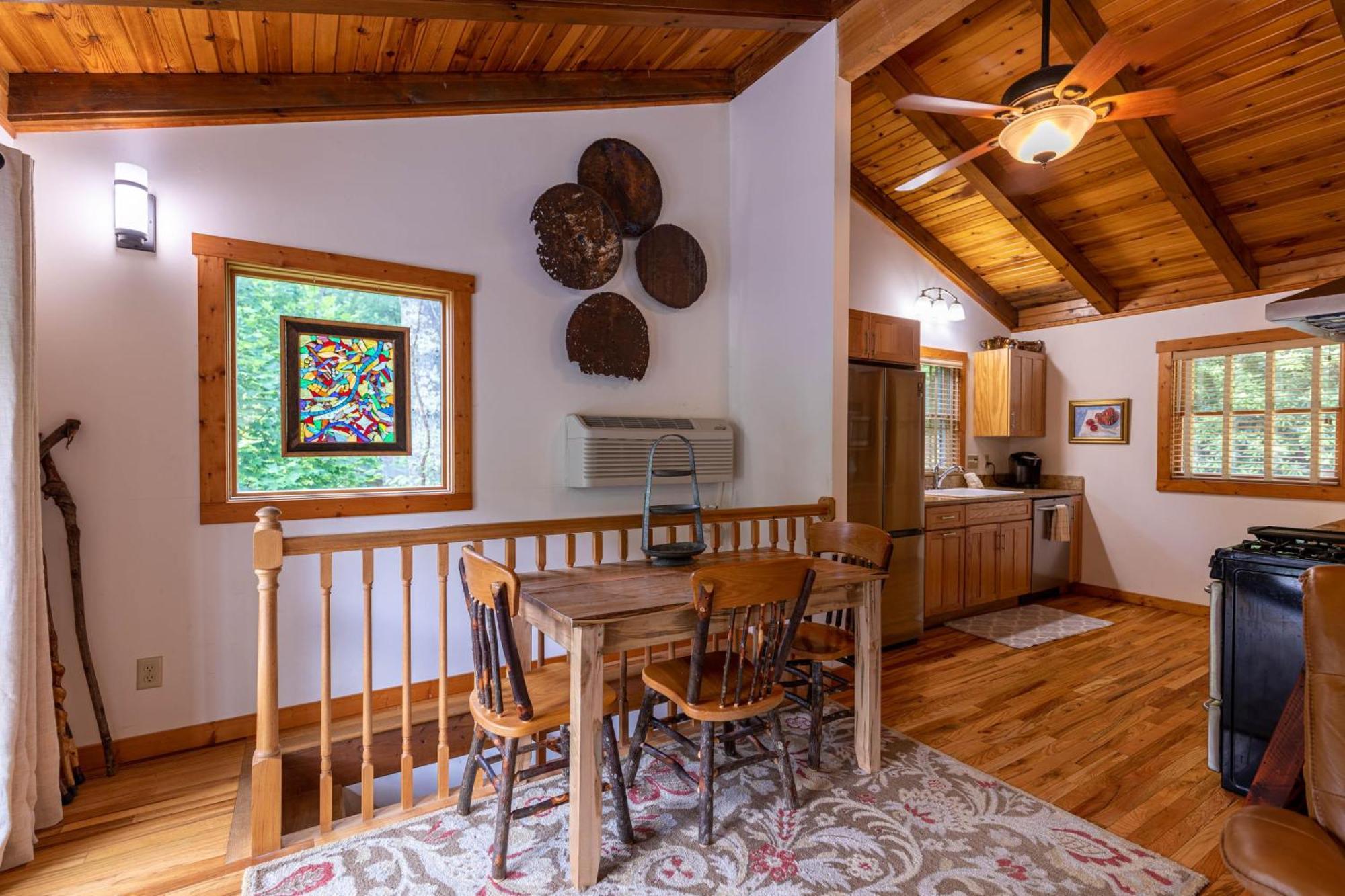 Knotty Pine Villa West Jefferson Kültér fotó